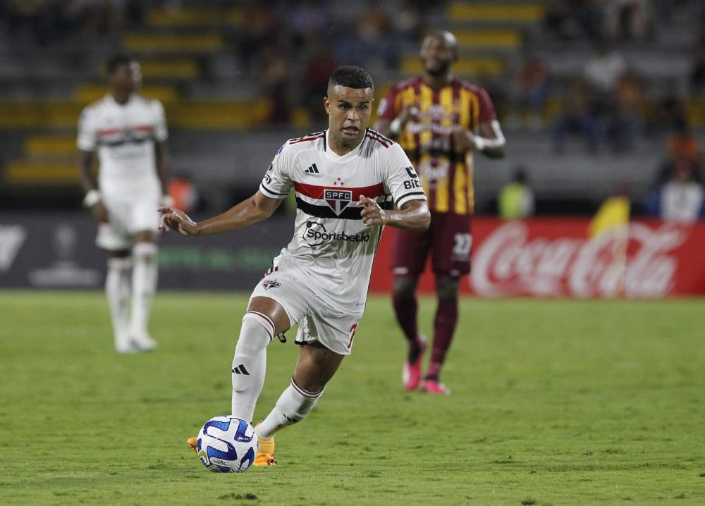 São Paulo x Internacional: Alisson pode alcançar marca inédita com a camisa do Tricolor