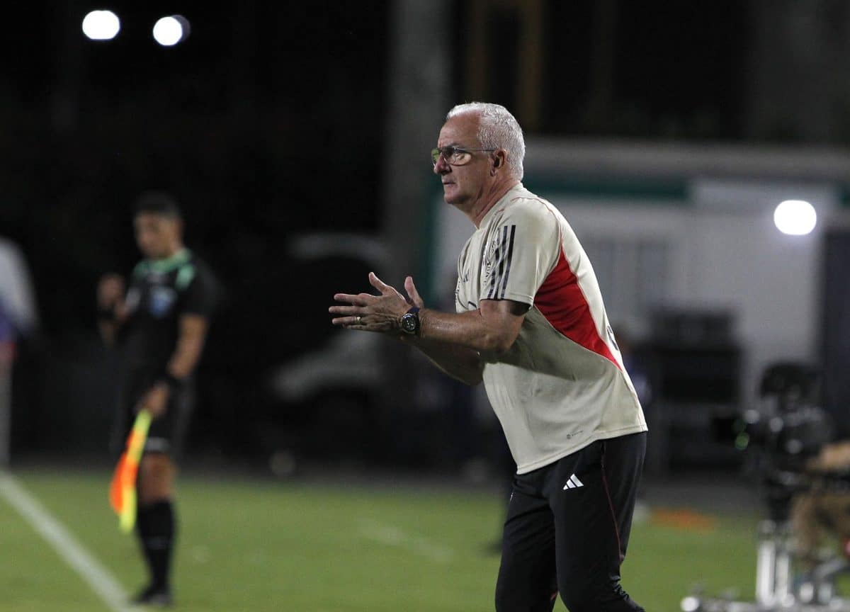 Dorival desabafa sobre forte sequência de jogos do São Paulo e valoriza entrega dos jogadores