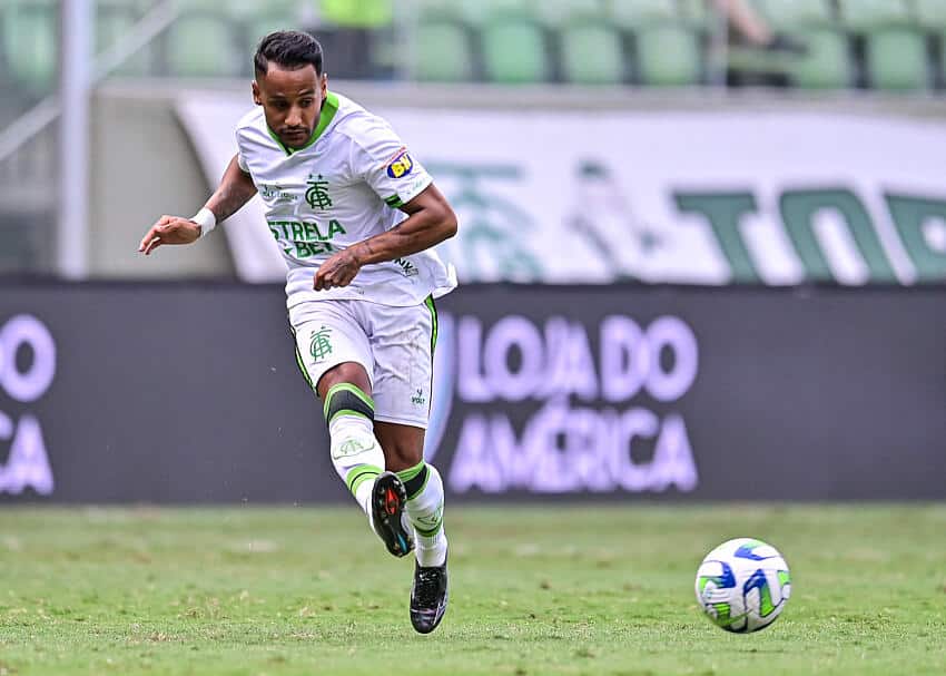 Atacante do Am&eacute;rica-MG alcan&ccedil;a marca hist&oacute;rica na temporada; saiba mais
