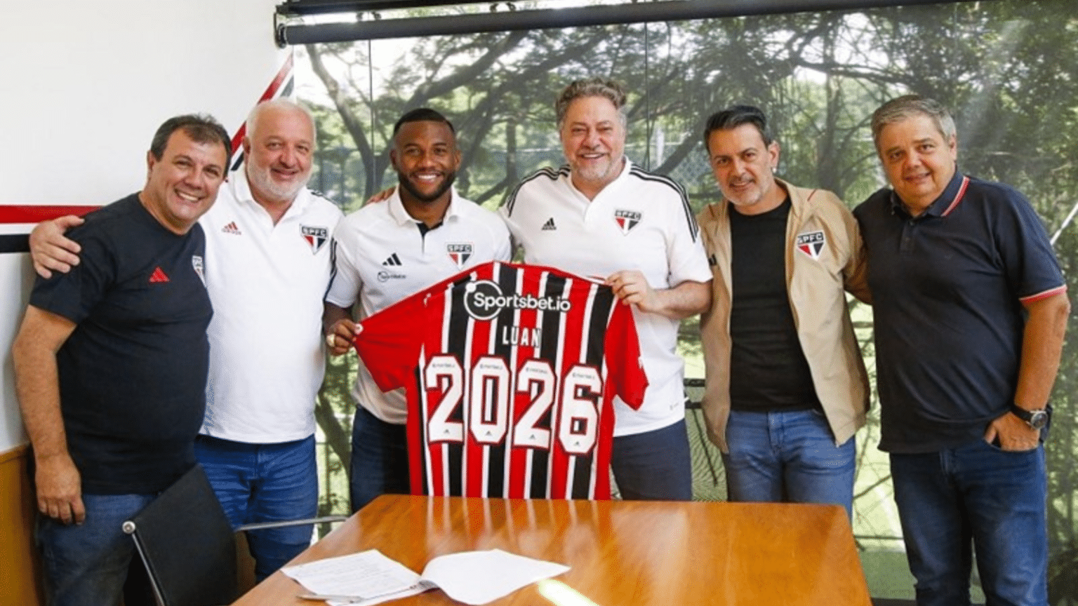 Fim de Novela! Luan renova contrato com o S&atilde;o Paulo