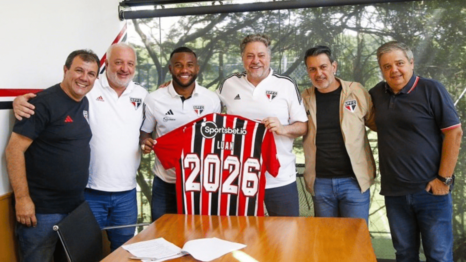 Fim de Novela! Luan renova contrato com o São Paulo