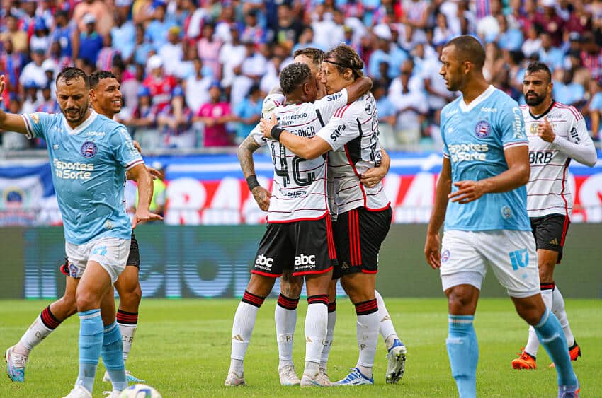 Bomba! Neto afirma que craque do Flamengo está a caminho do Corinthians