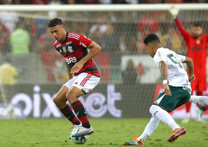 Flamengo perde a lideran&ccedil;a de ranking de melhores times do mundo; saiba mais
