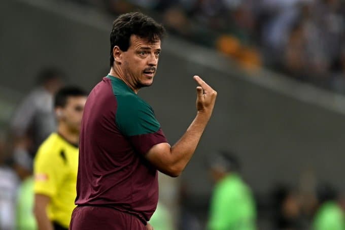 Jornalistas fazem duras críticas a erro do Fluminense no clássico contra o Vasco: “Burrice”