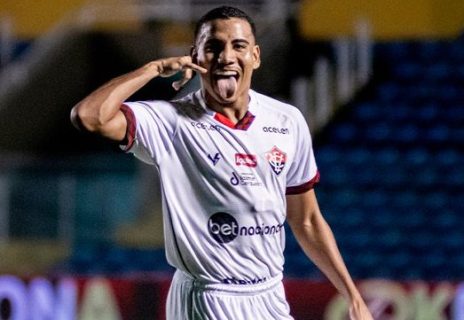 Escala&ccedil;&atilde;o do Vit&oacute;ria: time, d&uacute;vidas e desfalques contra o Vila Nova