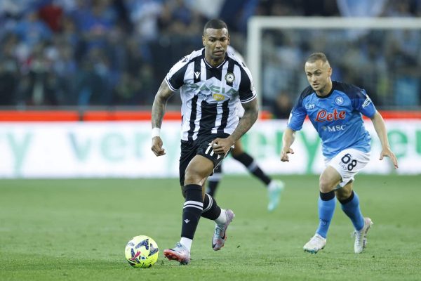 Palmeiras estuda abrir os cofres e mira a contrata&ccedil;&atilde;o de volante; veja jogadores em pauta