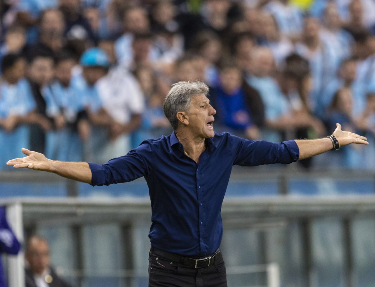 Gr&ecirc;mio tentou contrata&ccedil;&atilde;o de atacante de 41 anos, revela presidente