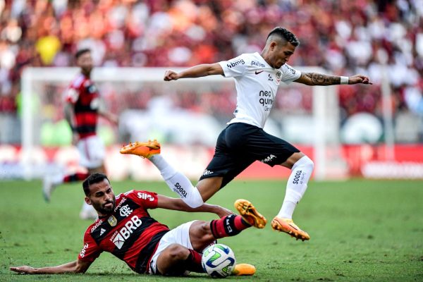 Thiago Maia destrincha trabalho de Sampaoli no Flamengo e d&aacute; detalhes do comportamento do t&eacute;cnico