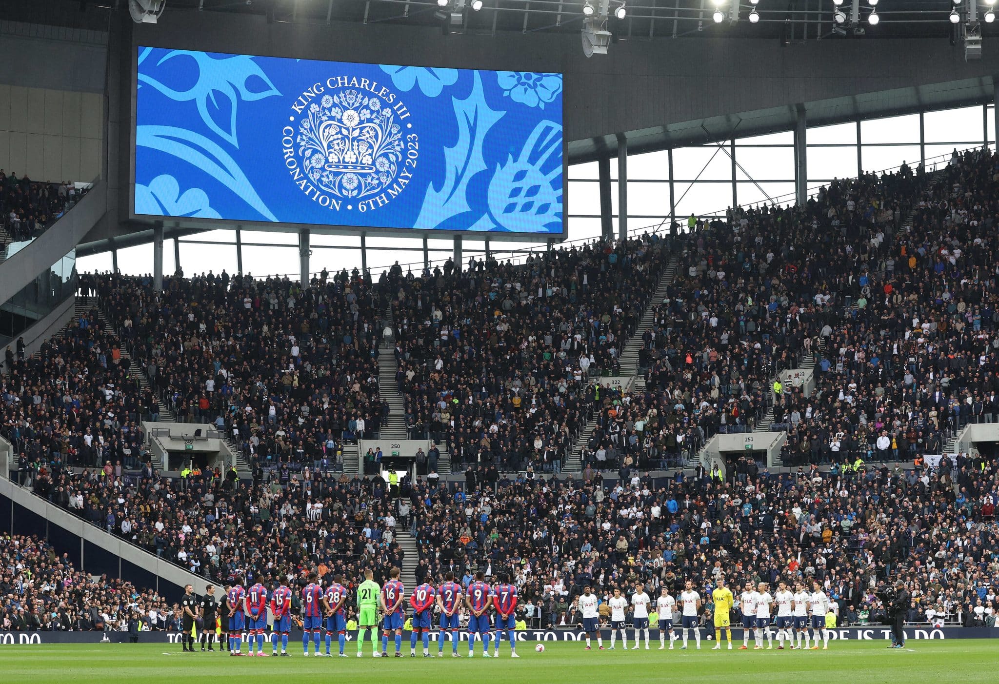 Sem Coronation Cup em homenagem &agrave; coroa&ccedil;&atilde;o do Rei Charles III