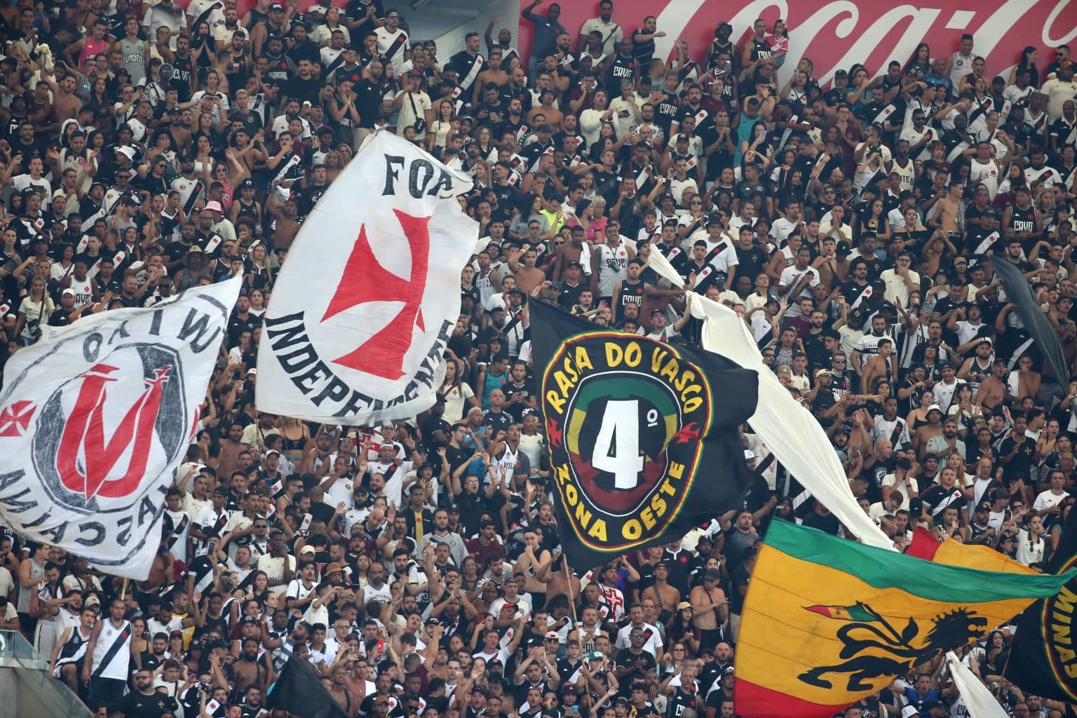 Vasco define &lsquo;plano B&rsquo; caso n&atilde;o acerte com Cuellar; conhe&ccedil;a o jogador