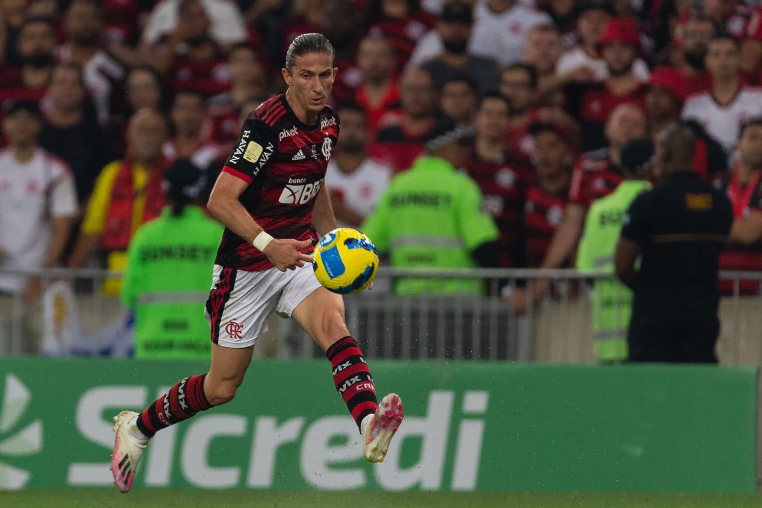 Aposentadoria, renova&ccedil;&atilde;o de contrato ou sa&iacute;da do Flamengo? Filipe Lu&iacute;s abre o jogo sobre futuro da carreira