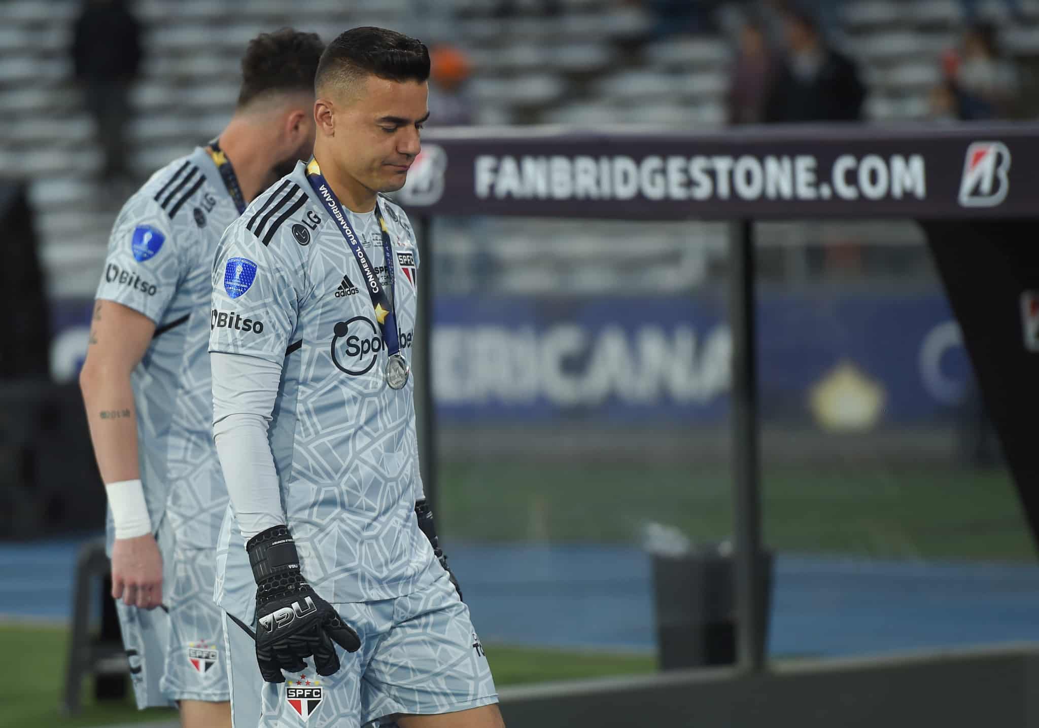 Confira a situa&ccedil;&atilde;o de Felipe Alves, goleiro do S&atilde;o Paulo, afastado no in&iacute;cio desta semana