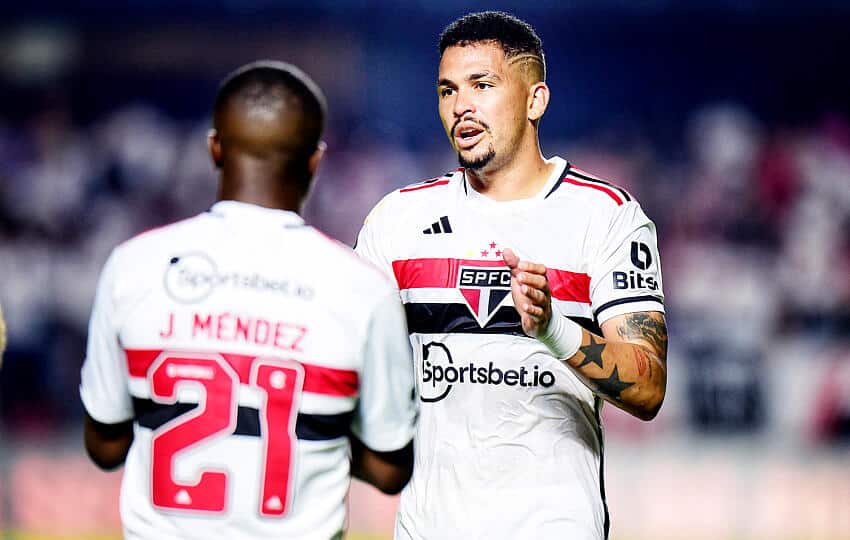 Atacante do S&atilde;o Paulo tem rendimento 300% melhor com Dorival J&uacute;nior do que com Ceni; confira