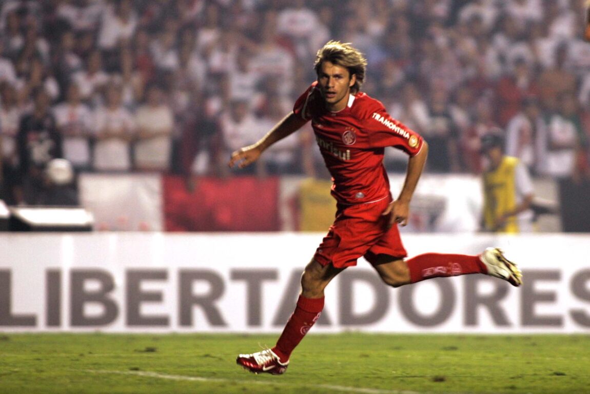 A rela&ccedil;&atilde;o entre o Inter e o Morumbi; relembre grandes jogos