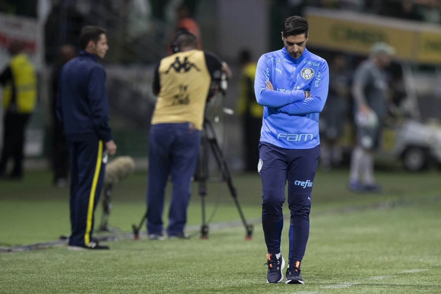 “Cometeu uma agressão”, imprensa reage após atitude de Abel Ferreira