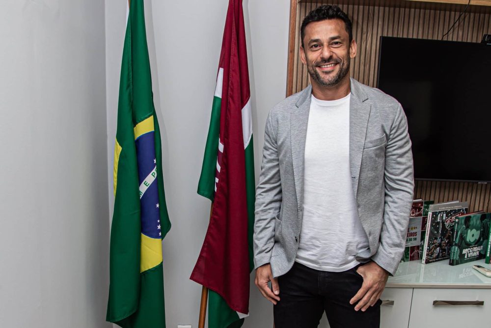 Fred revela como convenceu atacante a fechar com o Fluminense