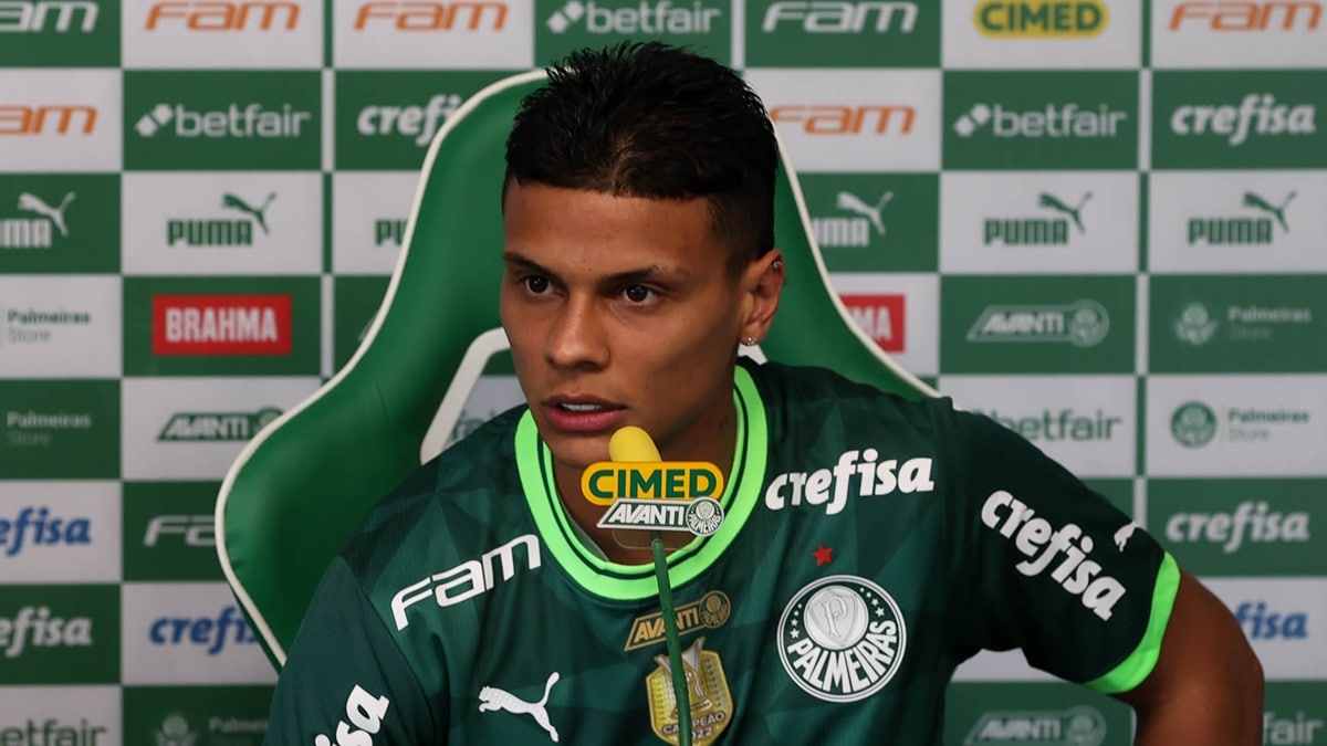 Colombiano R&iacute;os acertou com o Verd&atilde;o. Divulga&ccedil;&atilde;o / Cesar Greco / Palmeiras