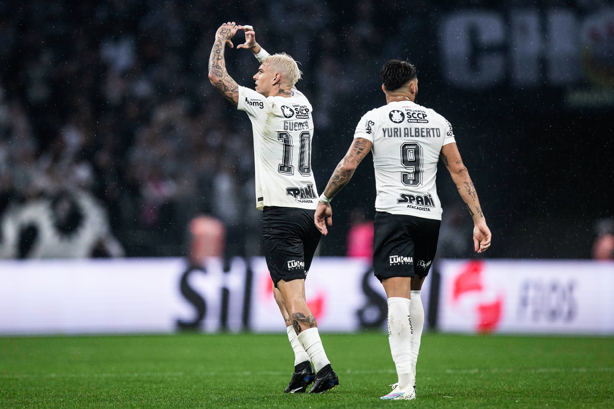 R&oacute;ger Guedes busca nova marca pelo Corinthians; confira