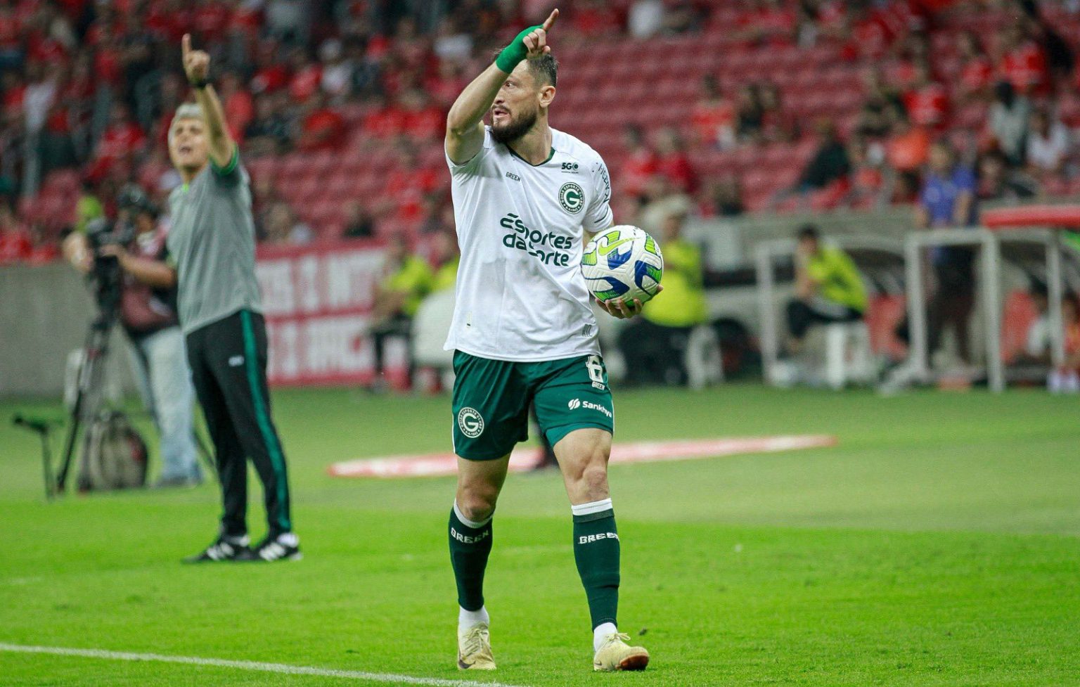 [EXCLUSIVO] Sander revela &lsquo;segredo&rsquo; para precis&atilde;o nas assist&ecirc;ncias e indica objetivos do Goi&aacute;s na temporada