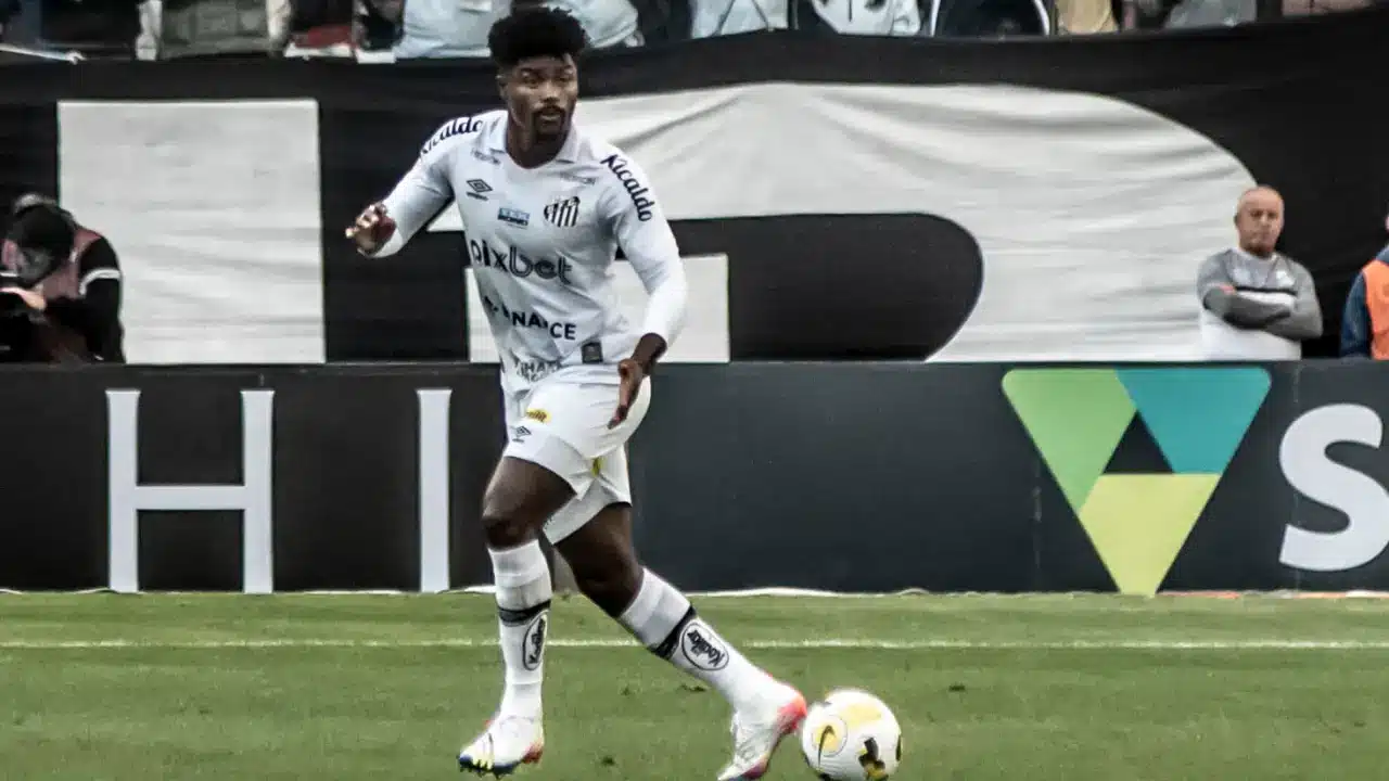 Santos afasta Eduardo Bauermann, suposto envolvido em manipula&ccedil;&atilde;o de resultados; veja