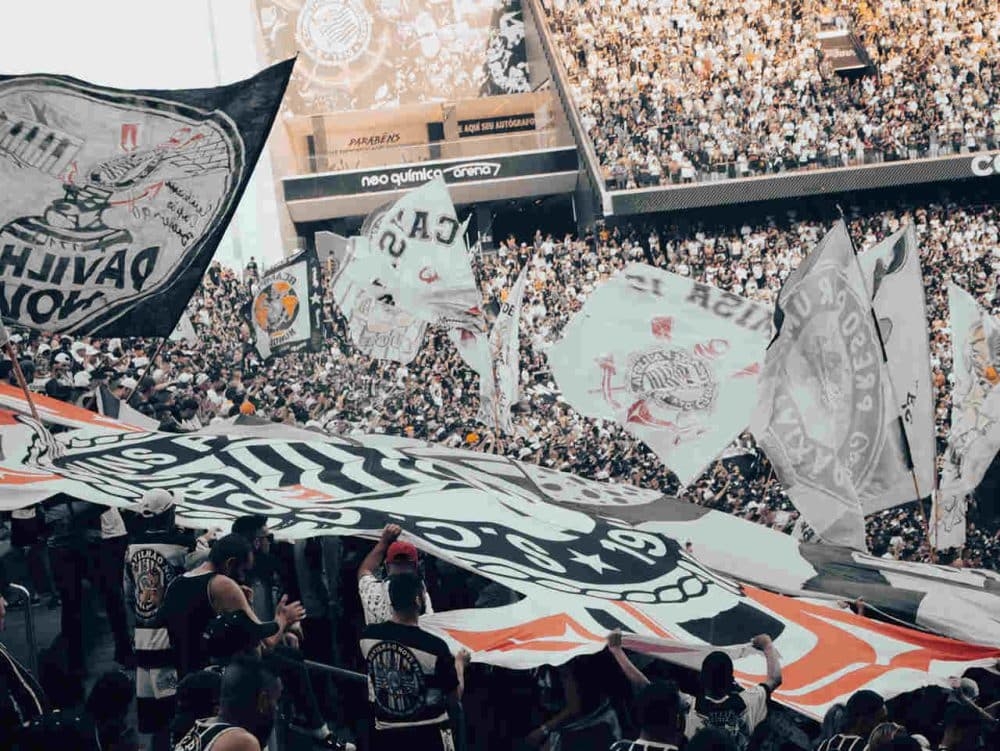 Mais press&atilde;o! Organizadas do Corinthians marcam protesto na porta do CT do clube