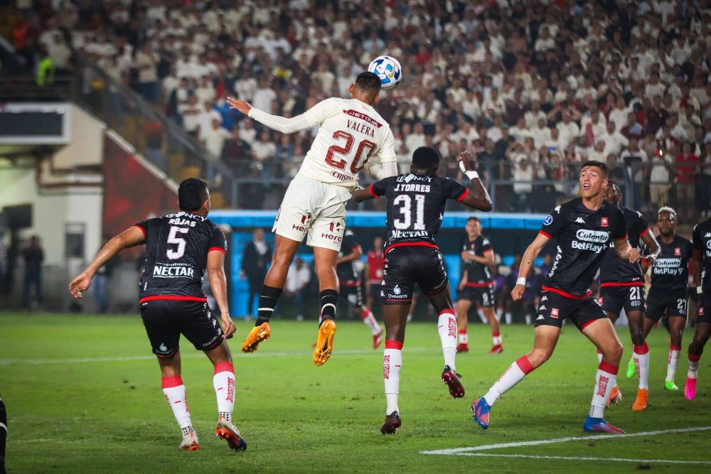 Universitario x Santa Fe &ndash; Resultado, destaques e rea&ccedil;&atilde;o