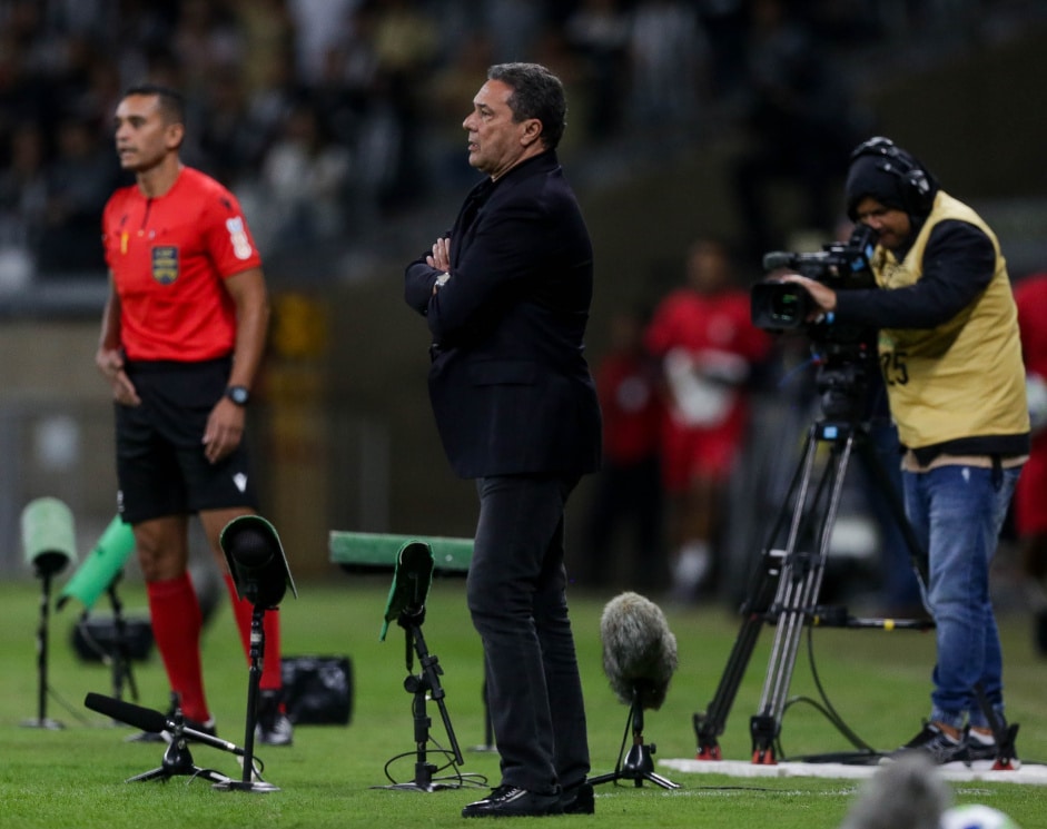 Luxemburgo diz acreditar em virada contra o Atl&eacute;tico-MG e revela o que falta para o Corinthians sair da crise