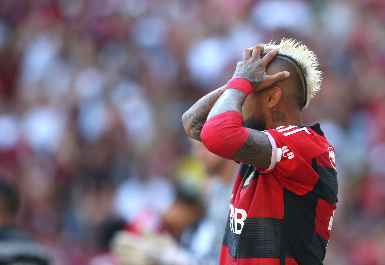 &ldquo;Elenco acomodado, indolente&rdquo;, Mauro Cezar dispara contra jogadores do Flamengo