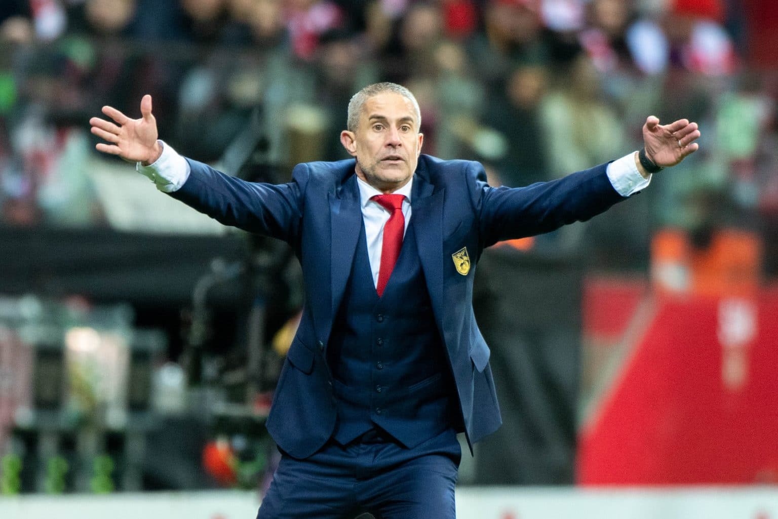 Sylvinho, ex-Corinthians pode fazer história com desconhecida seleção europeia; entenda