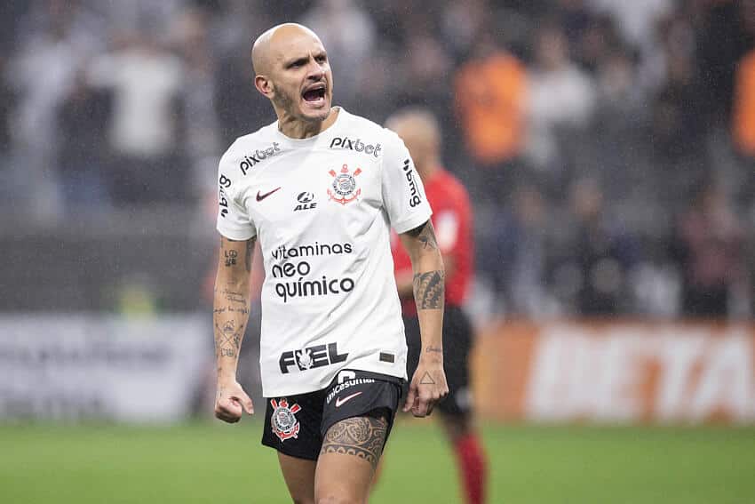 Torcida do Corinthians comemora classifica&ccedil;&atilde;o nas redes sociais; confira