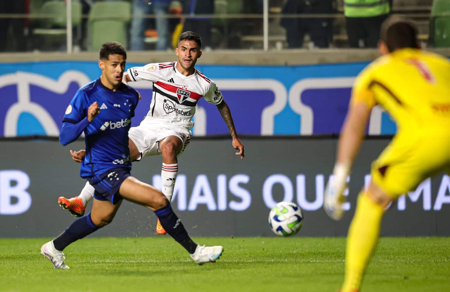 Defensores do Cruzeiro s&atilde;o destaques da sele&ccedil;&atilde;o do Brasileir&atilde;o