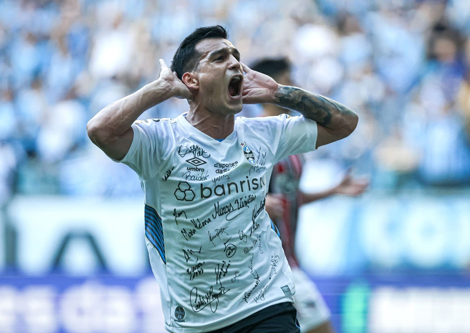 Futuro refor&ccedil;o do Gr&ecirc;mio tem dados impressionantes no futebol&nbsp;europeu