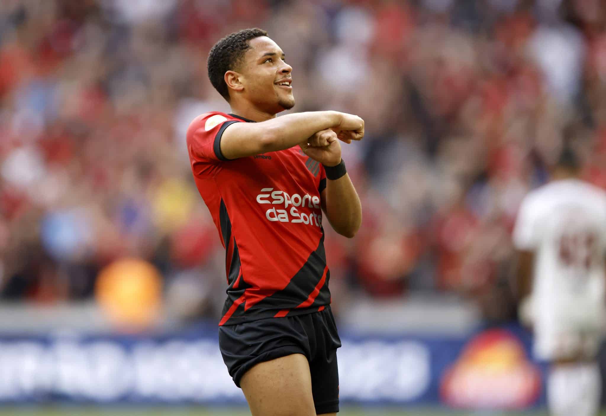 Vitor Roque est&aacute; acertado com GIGANTE EUROPEU! Veja