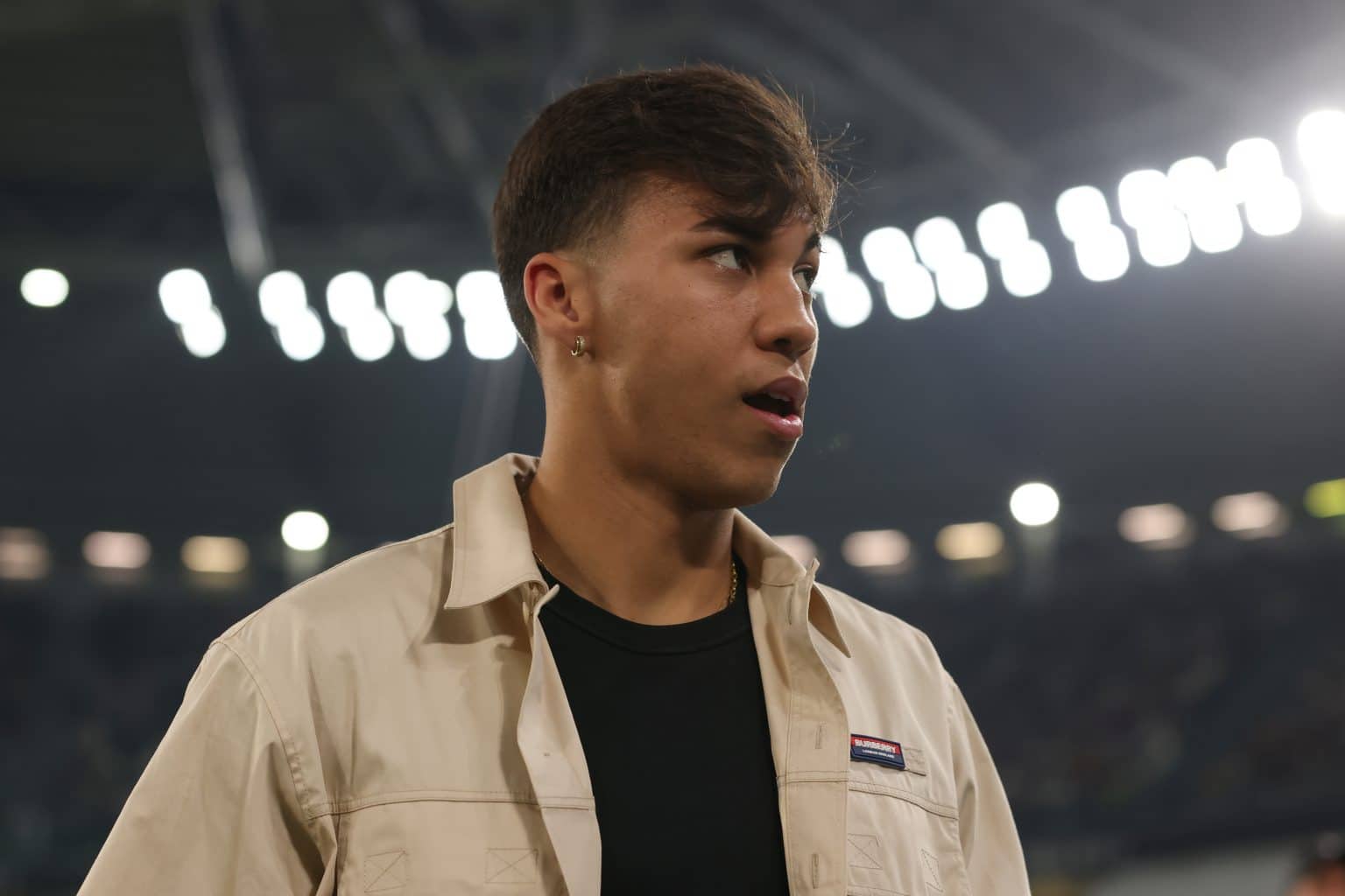 Kaio Jorge de volta? Atacante est&aacute; no Brasil; veja