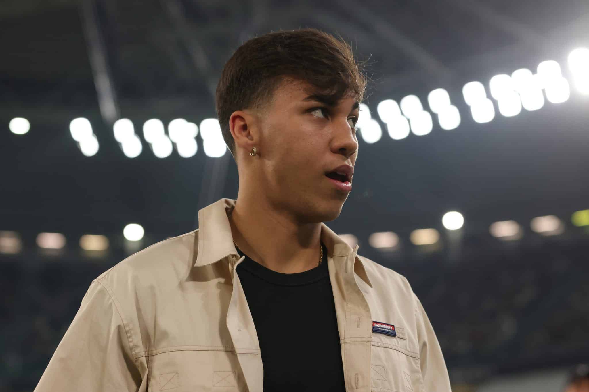 Kaio Jorge de volta? Atacante est&aacute; no Brasil; veja