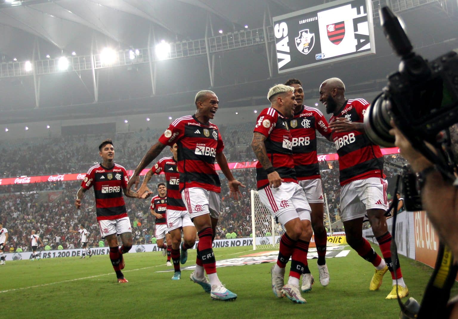 Exig&ecirc;ncia do Barcelona pode &lsquo;facilitar a vida&rsquo; do Flamengo na Copa do Brasil; entenda