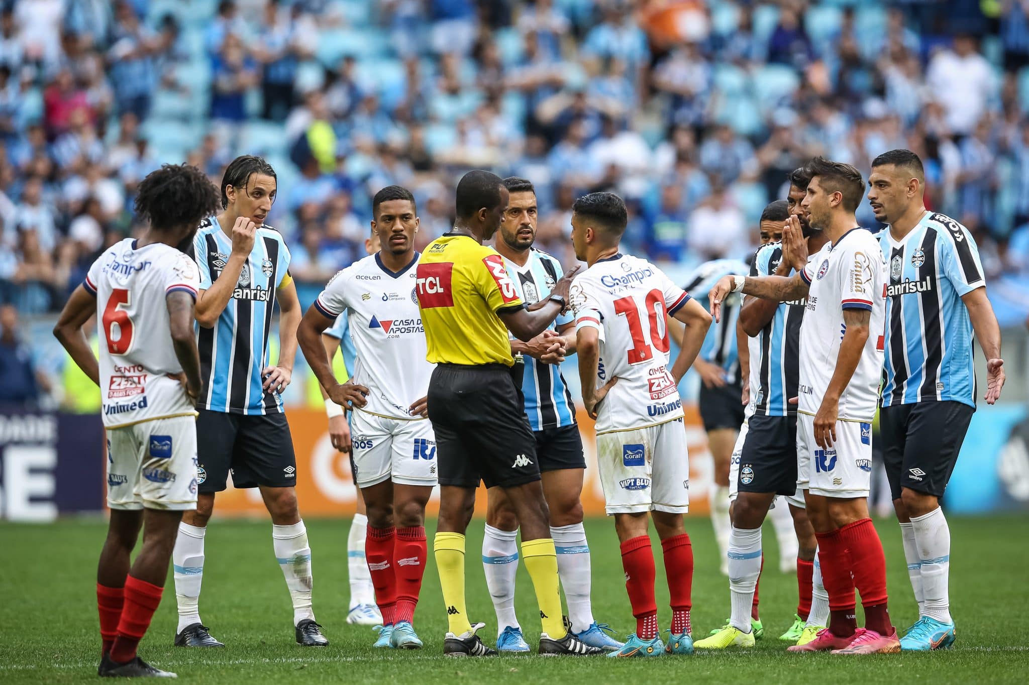 Gr&ecirc;mio x Bahia: Tricolor ga&uacute;cho perdeu uma &uacute;nica vez e jamais foi eliminado pelos baianos; veja retrospecto
