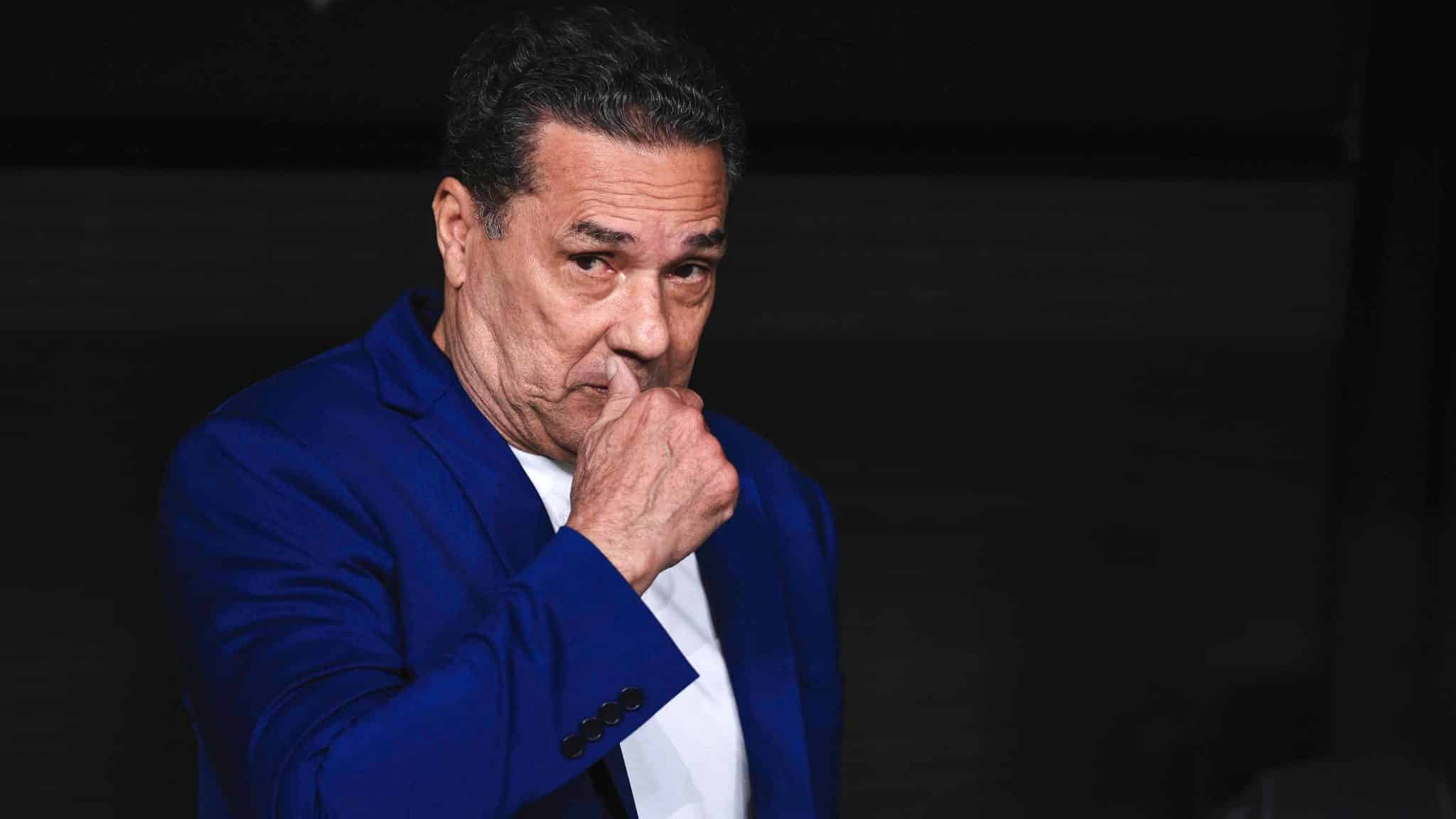 Corinthians pode levar puni&ccedil;&atilde;o por conta de ex-atacante; entenda a situa&ccedil;&atilde;o