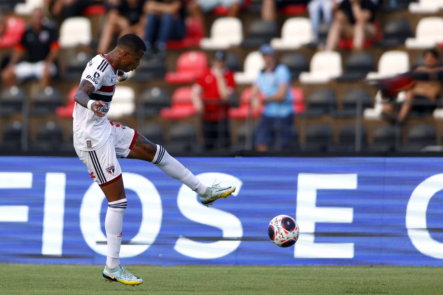 Caio Paulista quebra internet com atua&ccedil;&atilde;o estupenda pelo S&atilde;o Paulo;&nbsp;saiba&nbsp;mais