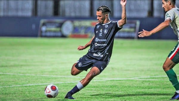 Favoritos a l&iacute;der de assist&ecirc;ncias da S&eacute;rie C 2023