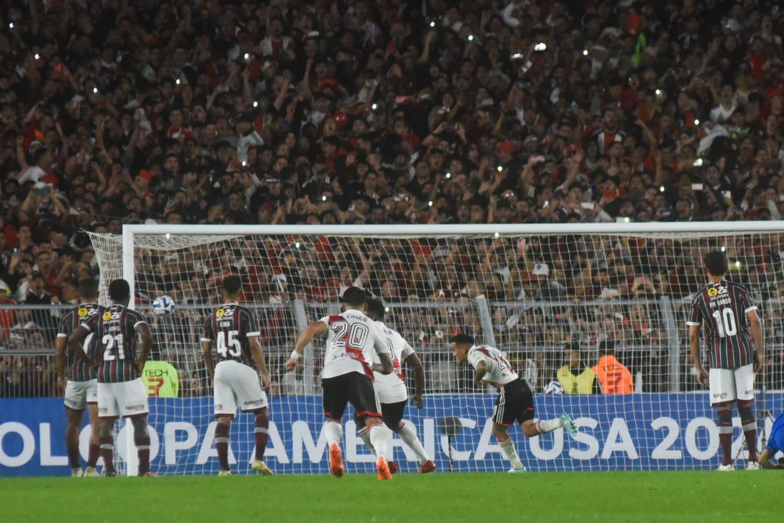 Derrota do Fluminense para o River Plate interfere em planejamento do Flamengo; entenda