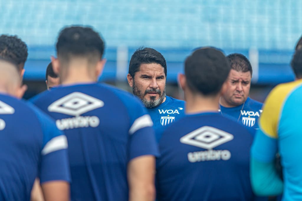Escalação do Avaí: time, dúvidas e desfalques contra o Guarani