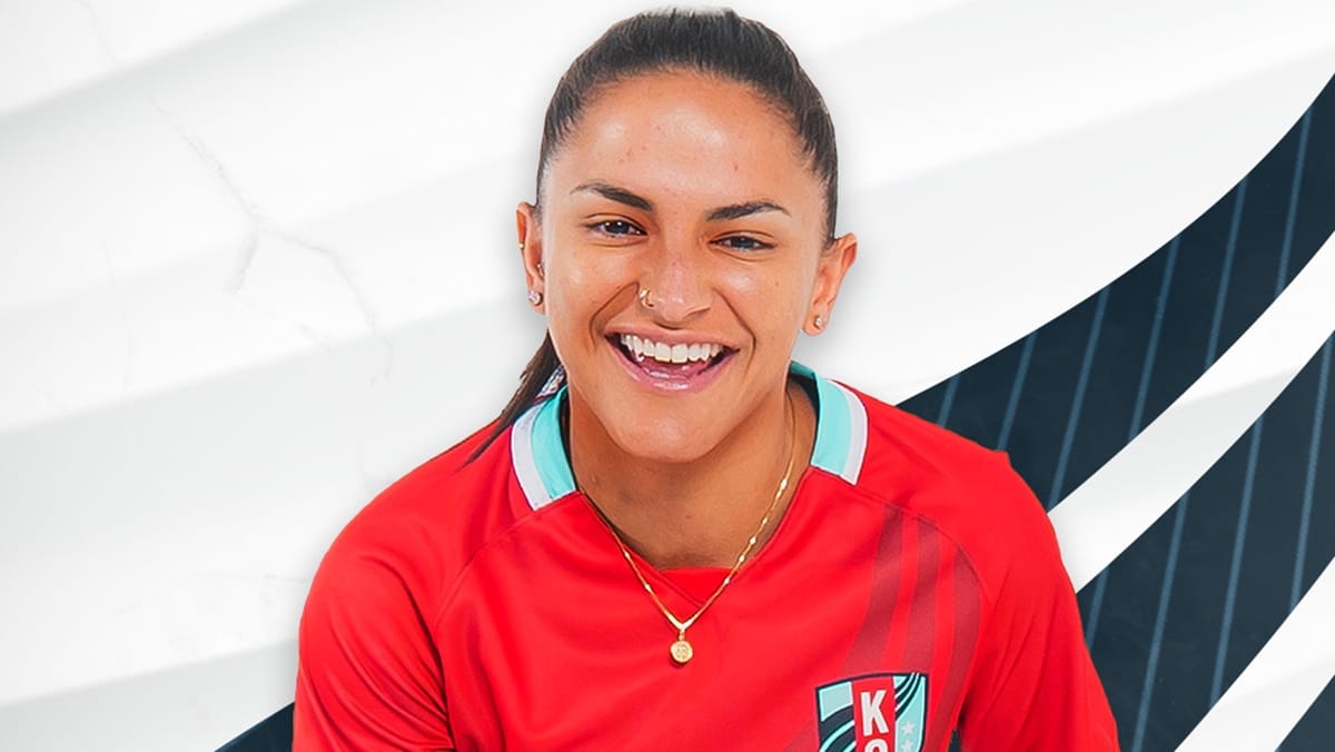 Debinha: biografia, estat&iacute;sticas, carreira e pr&ecirc;mios