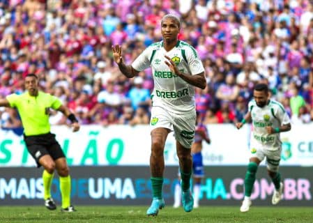 Deyverson volta a marcar e gera saudades na torcida do Palmeiras