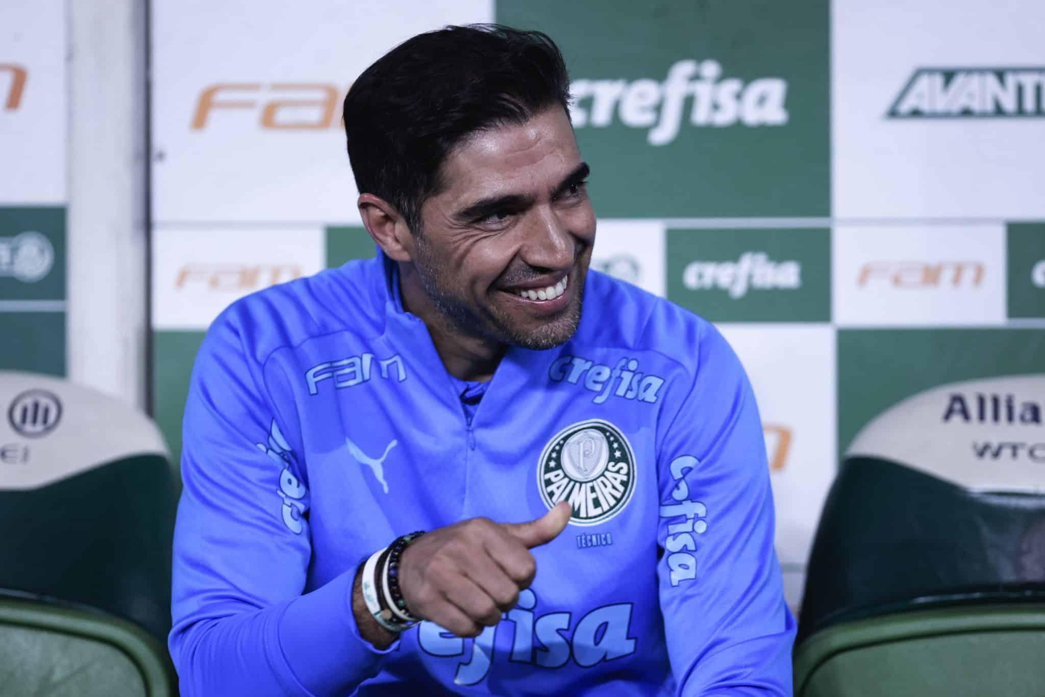 Abel Ferreira completa 1.000 dias no Palmeiras: veja t&iacute;tulos, retrospecto e recordes