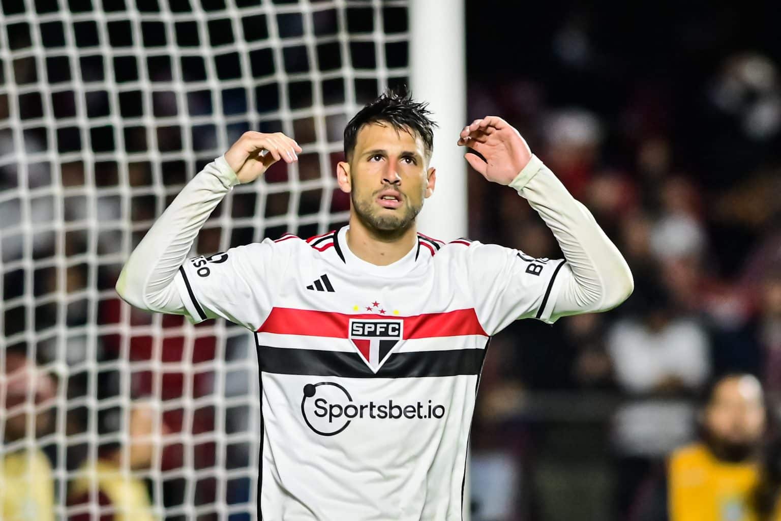 Aus&ecirc;ncia de Calleri no S&atilde;o Paulo aumenta aproveitamento do clube em 2023; entenda