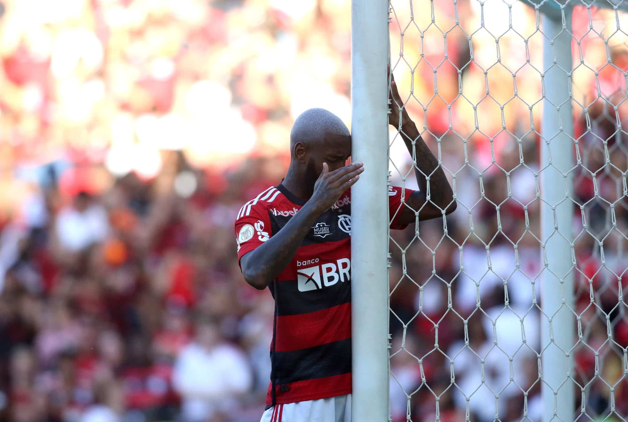 Flamengo: torcida n&atilde;o perdoa trope&ccedil;o contra lanterna e detona postura do time
