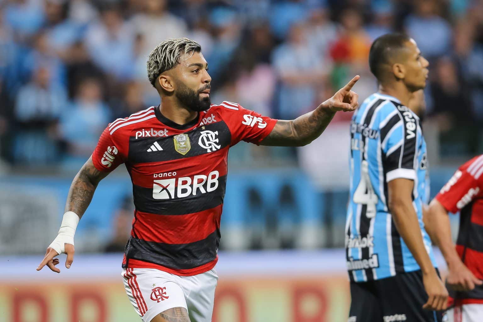 Flamengo: do &lsquo;c&eacute;u ao inferno&rsquo; com Gabigol, torcida celebra vit&oacute;ria sobre o Gr&ecirc;mio