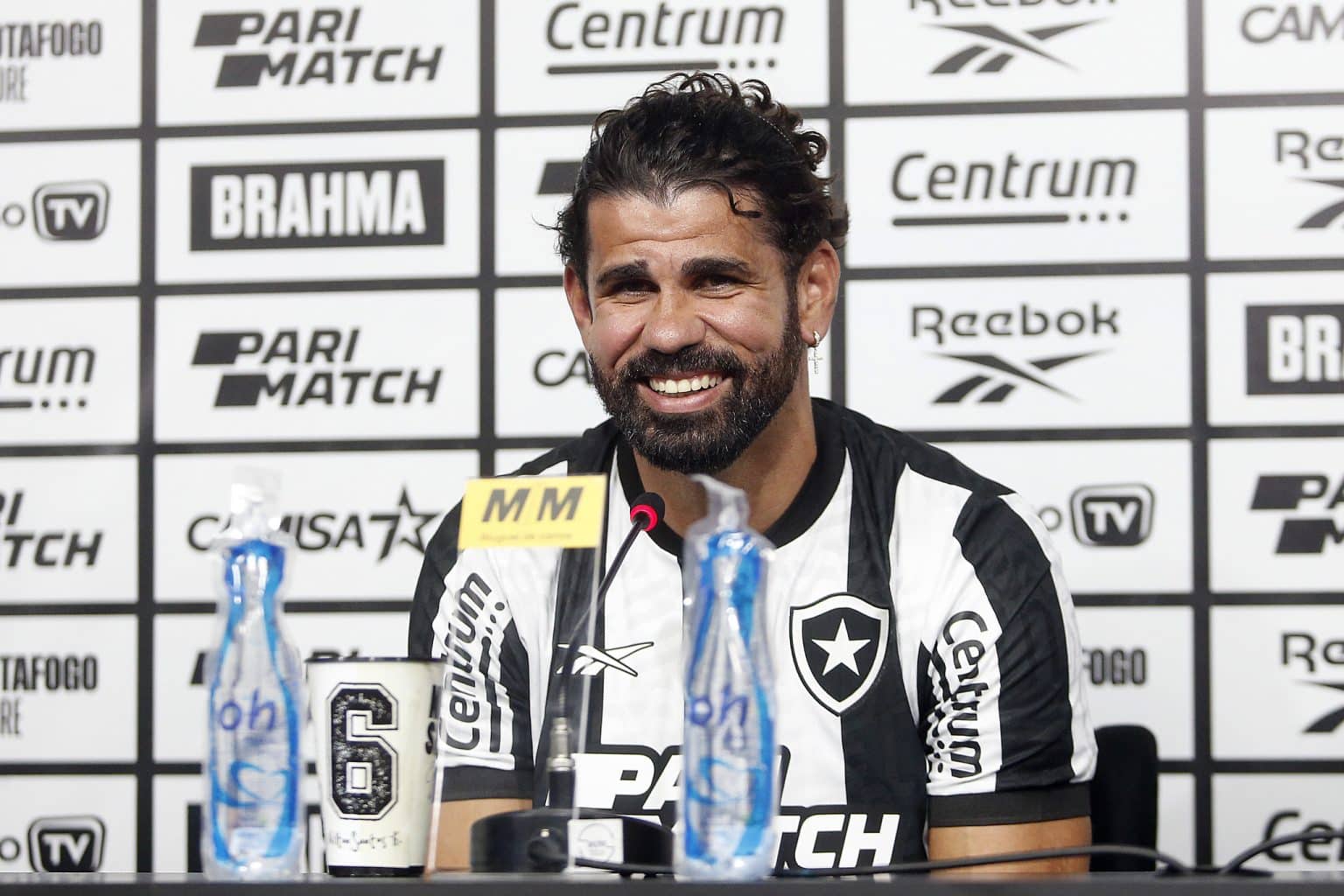 Diego Costa recha&ccedil;a fama de &lsquo;desagregador&rsquo;: &lsquo;Ambiente &eacute; bem melhor&rsquo;