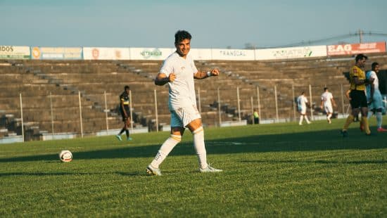 Monsoon se imp&otilde;e no segundo tempo e aplica nova goleada no Novo Horizonte
